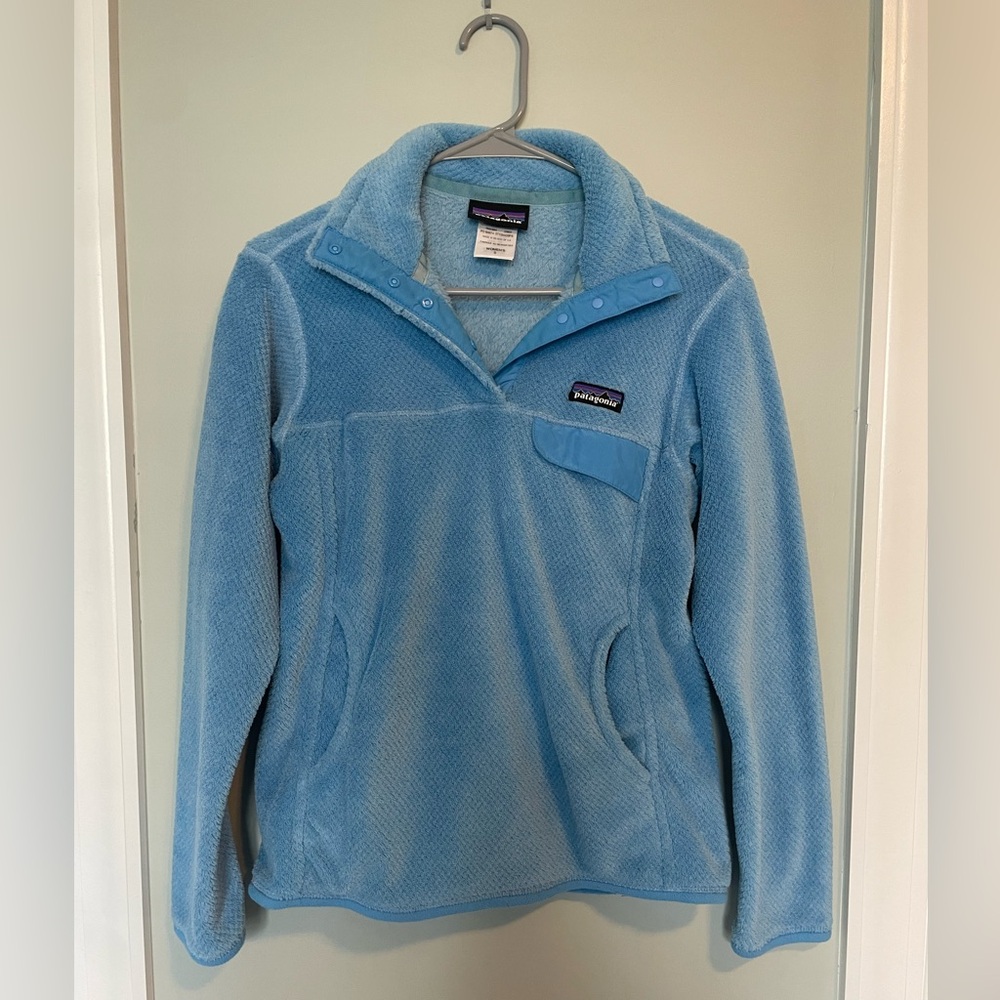 Women’s small Patagonia fleece pullover